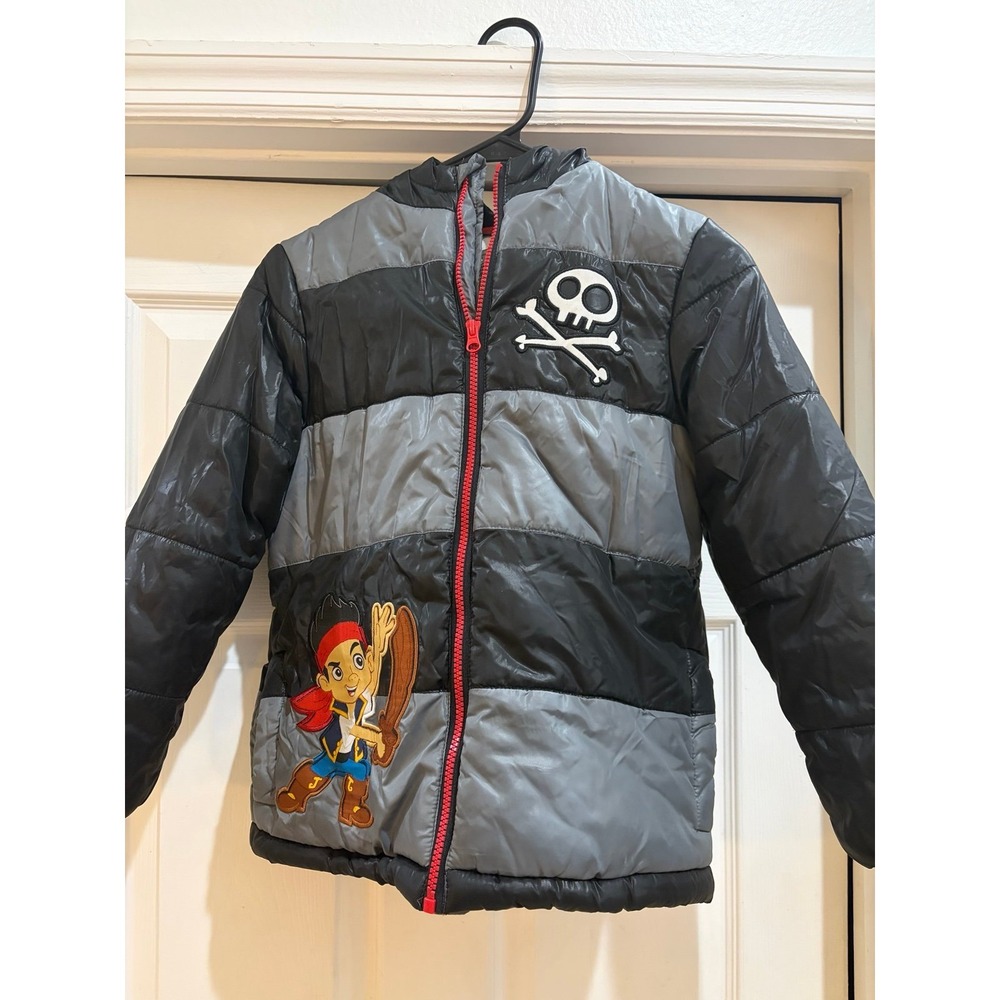 Disney Store Jake and the Never Land Pirates Hooded Puffer Jacket Boys Size 7/8